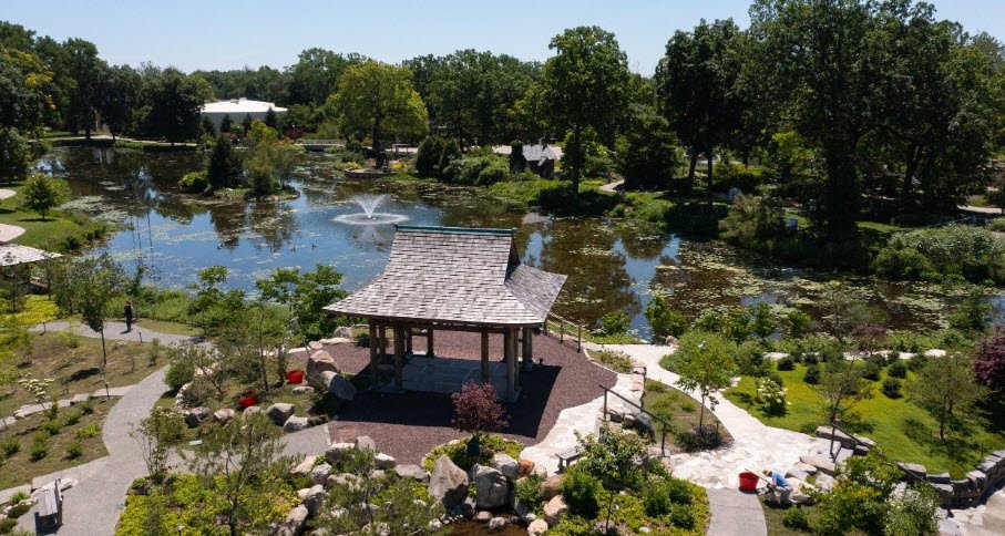 Wellfield Botanic Gardens, United States